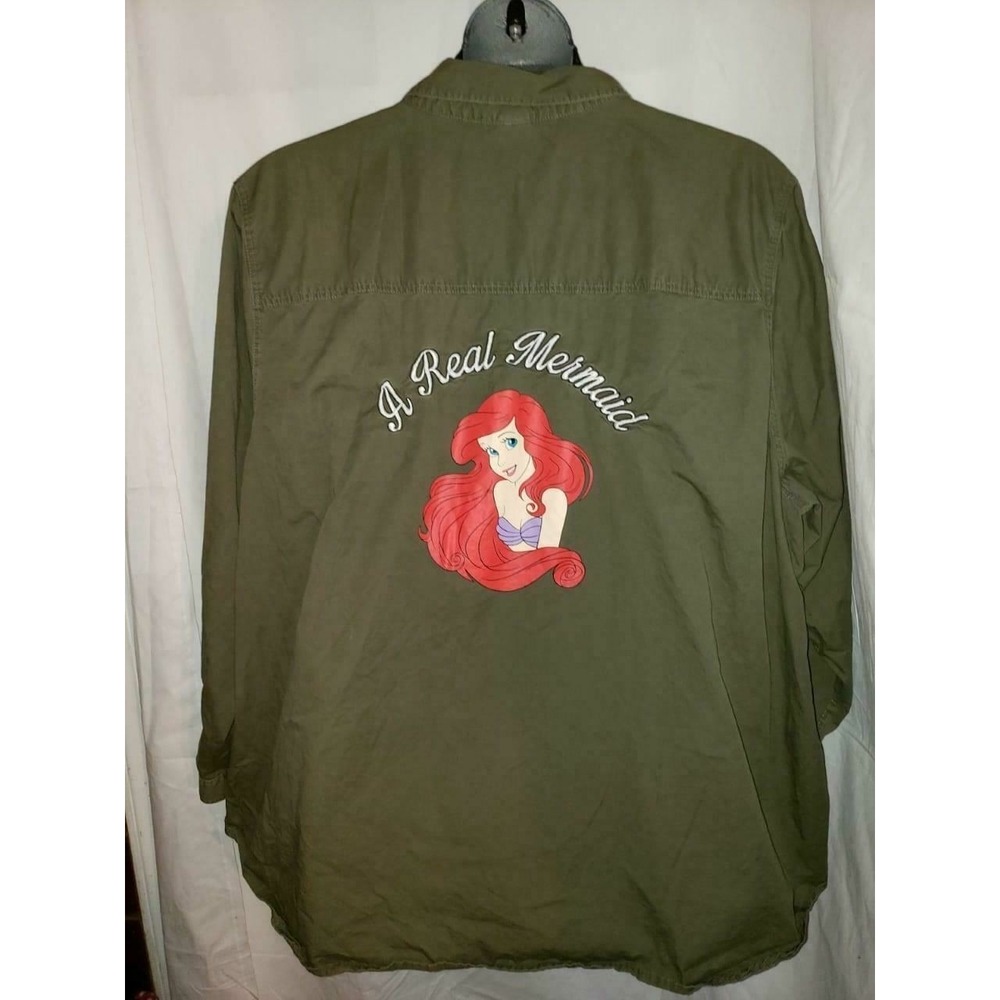 EUC TORRID DISNEY GREEN KHAKI ARIEL LITTLE MERMAID BUTTON DOWN SHIRT SIZE 5 PLUS